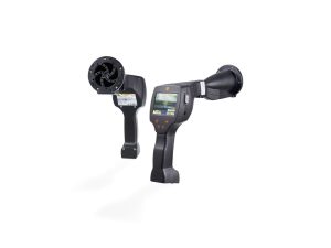 Hand-held device for an easy location of leaks